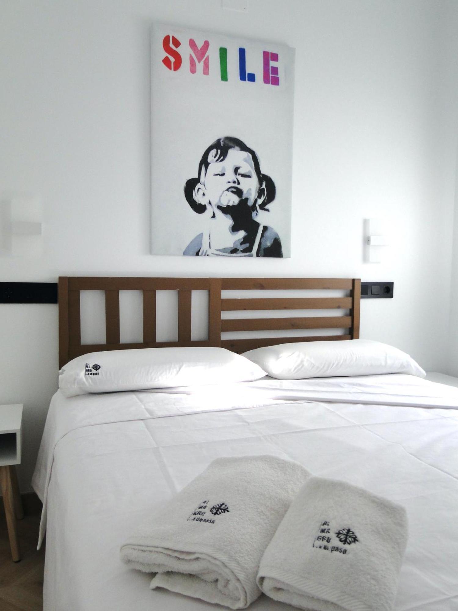 Almagro Suite-A Un Paso Bilik gambar