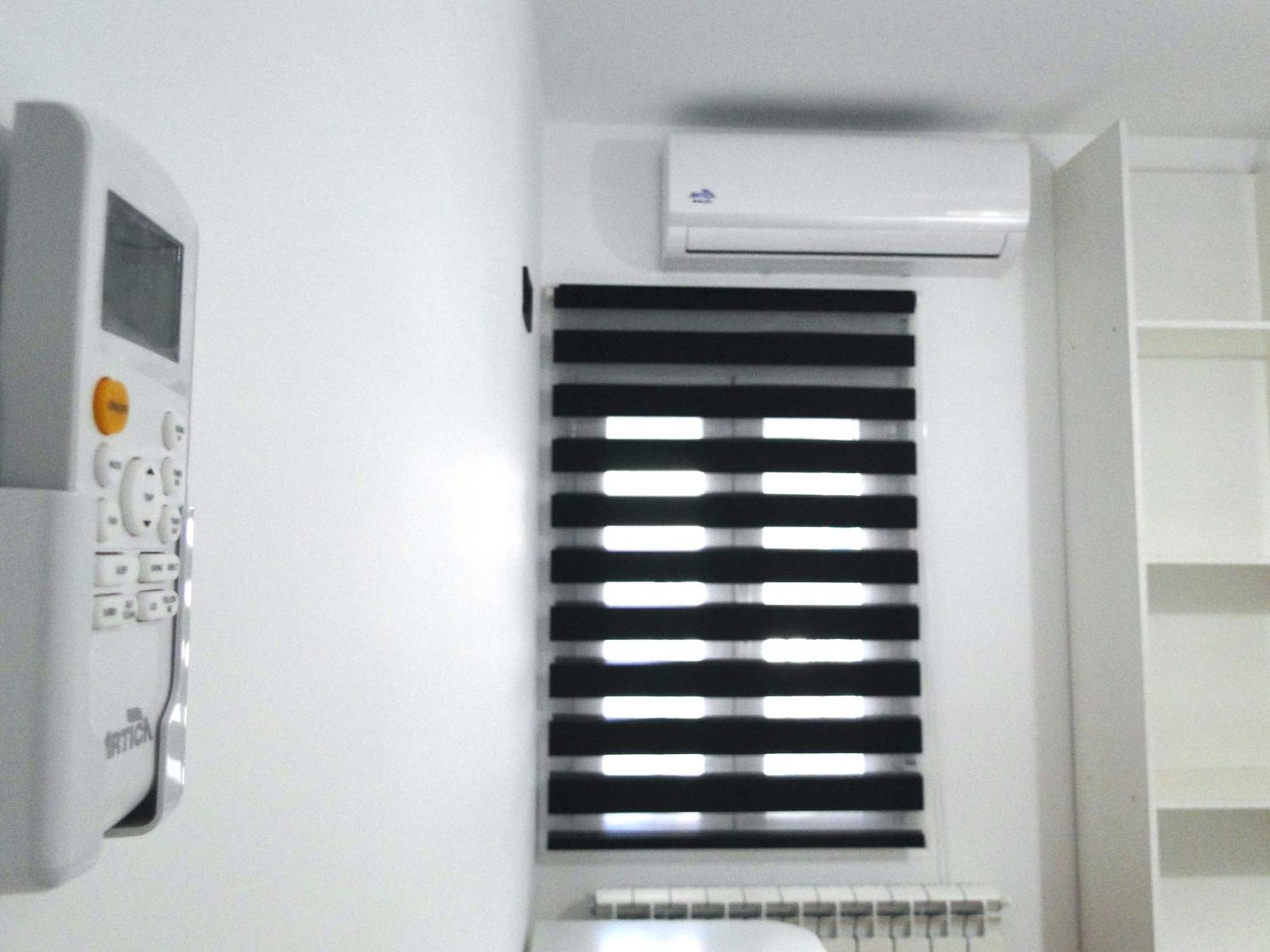 Almagro Suite-A Un Paso Bilik gambar